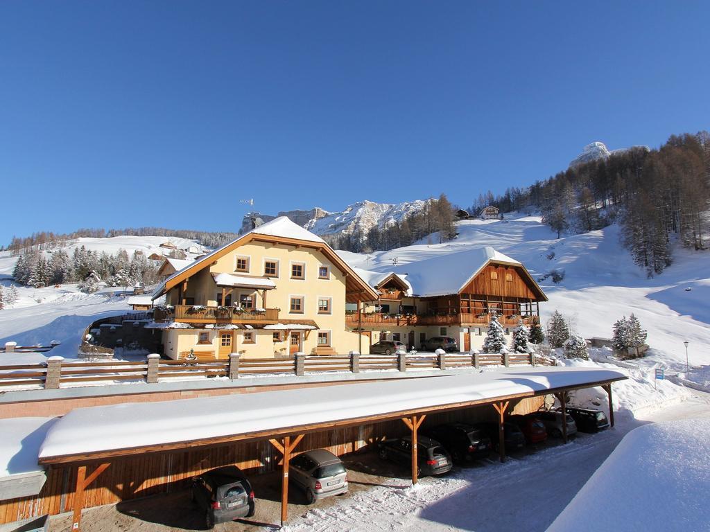 Taela Apartments San Cassiano  Exterior foto